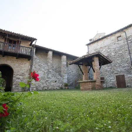 Abbazia Di Vallingegno 古比奥